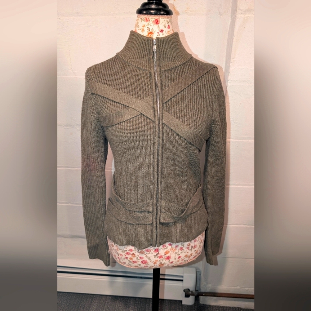 Akira  zip cardigan